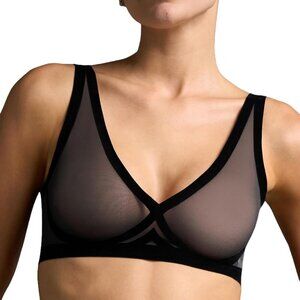 EBY seamless mesh bralette  black   small new no tags